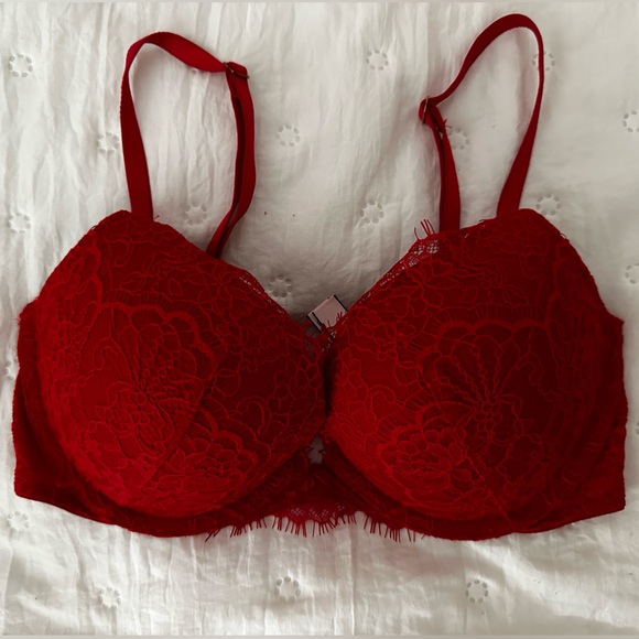 Victoria’s Secret Dream Angels push up bras - Picture 3 of 5